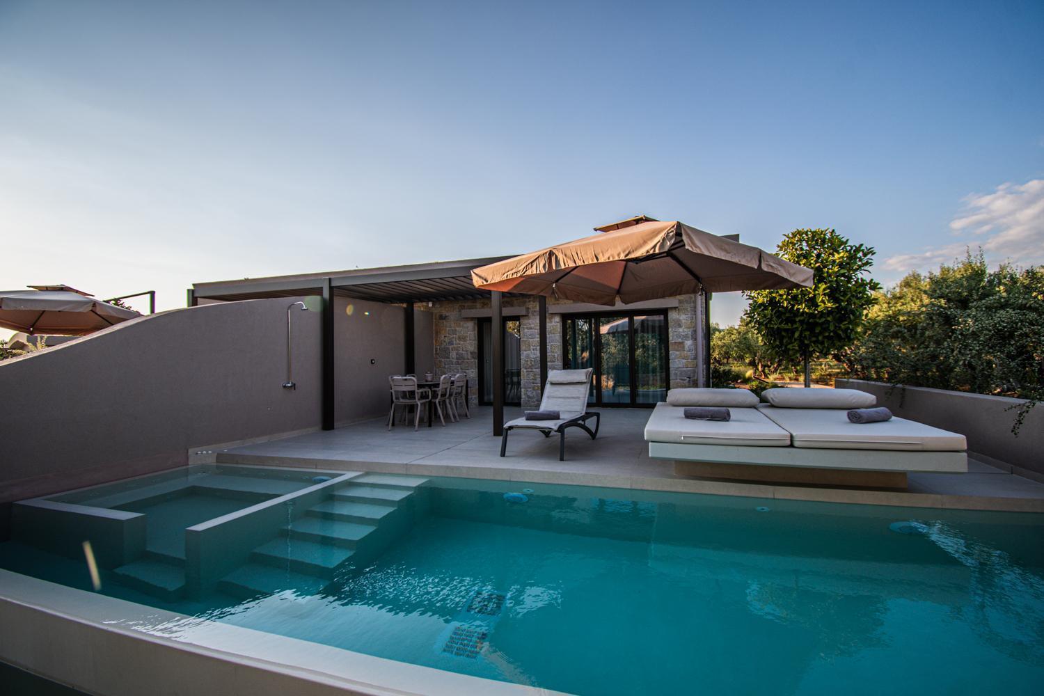 Nestor Luxury Villas Romanos  Bilik gambar
